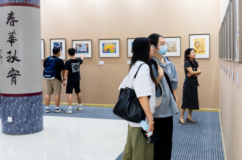 作品展現(xiàn)場。校方供圖