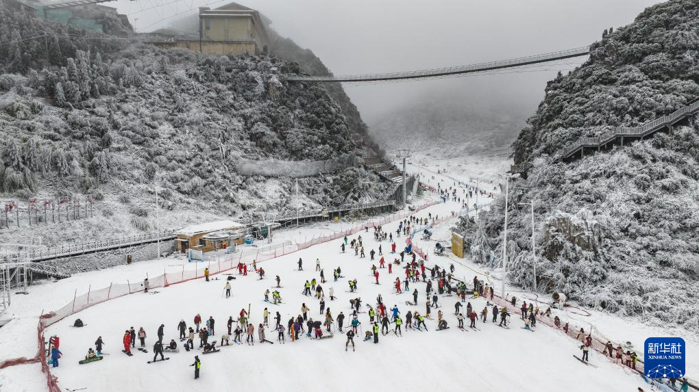 貴州六盤水：高山“冷資源”帶熱冰雪經(jīng)濟(jì)