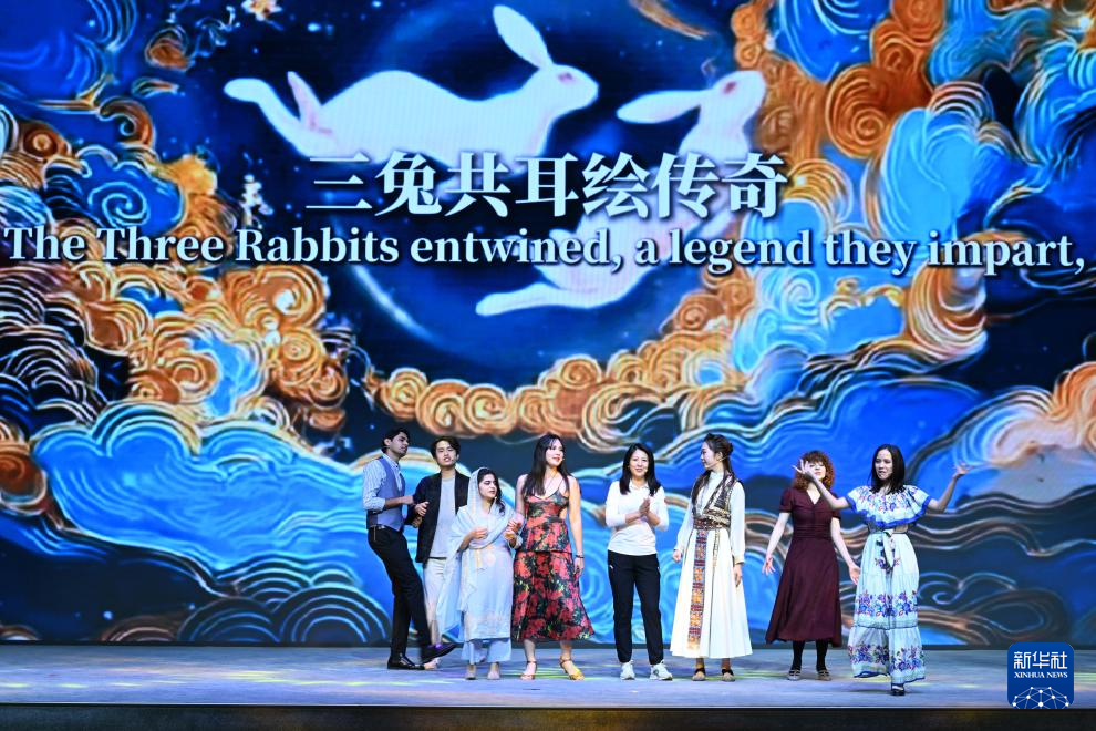 第四屆文明交流互鑒對(duì)話會(huì)在敦煌開幕